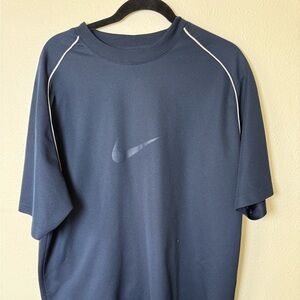 Nike Men's Dark Blue Short Sleeve Tee